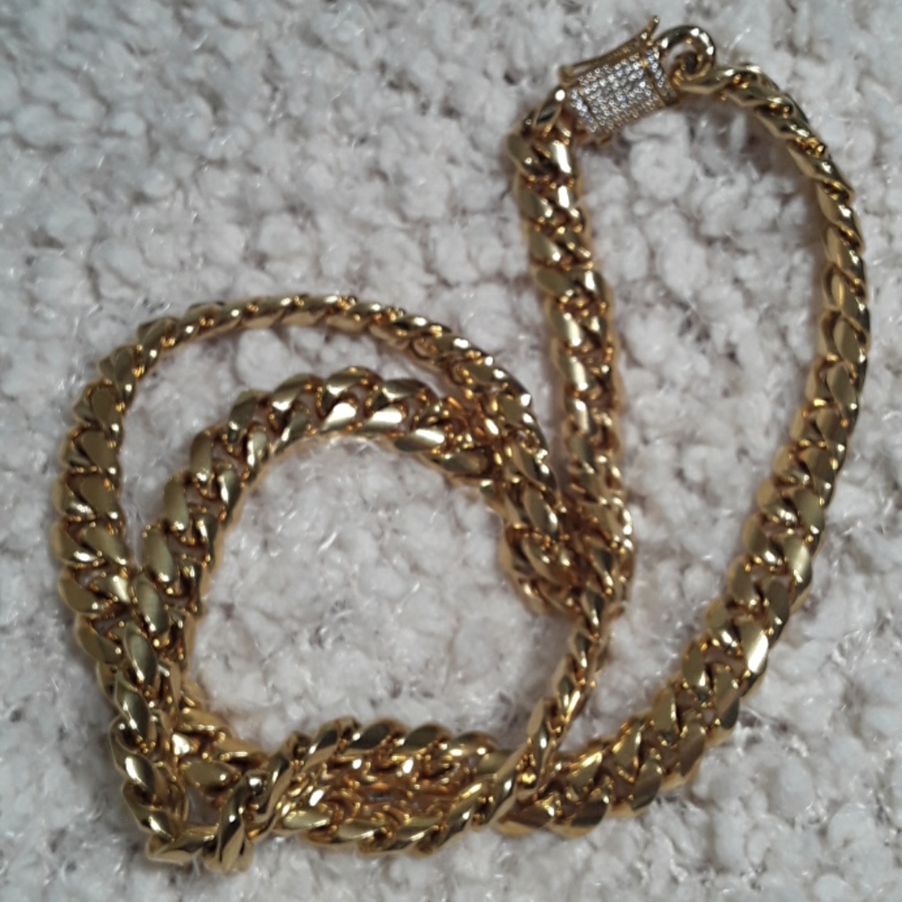 Chain - Picture 3 of 4